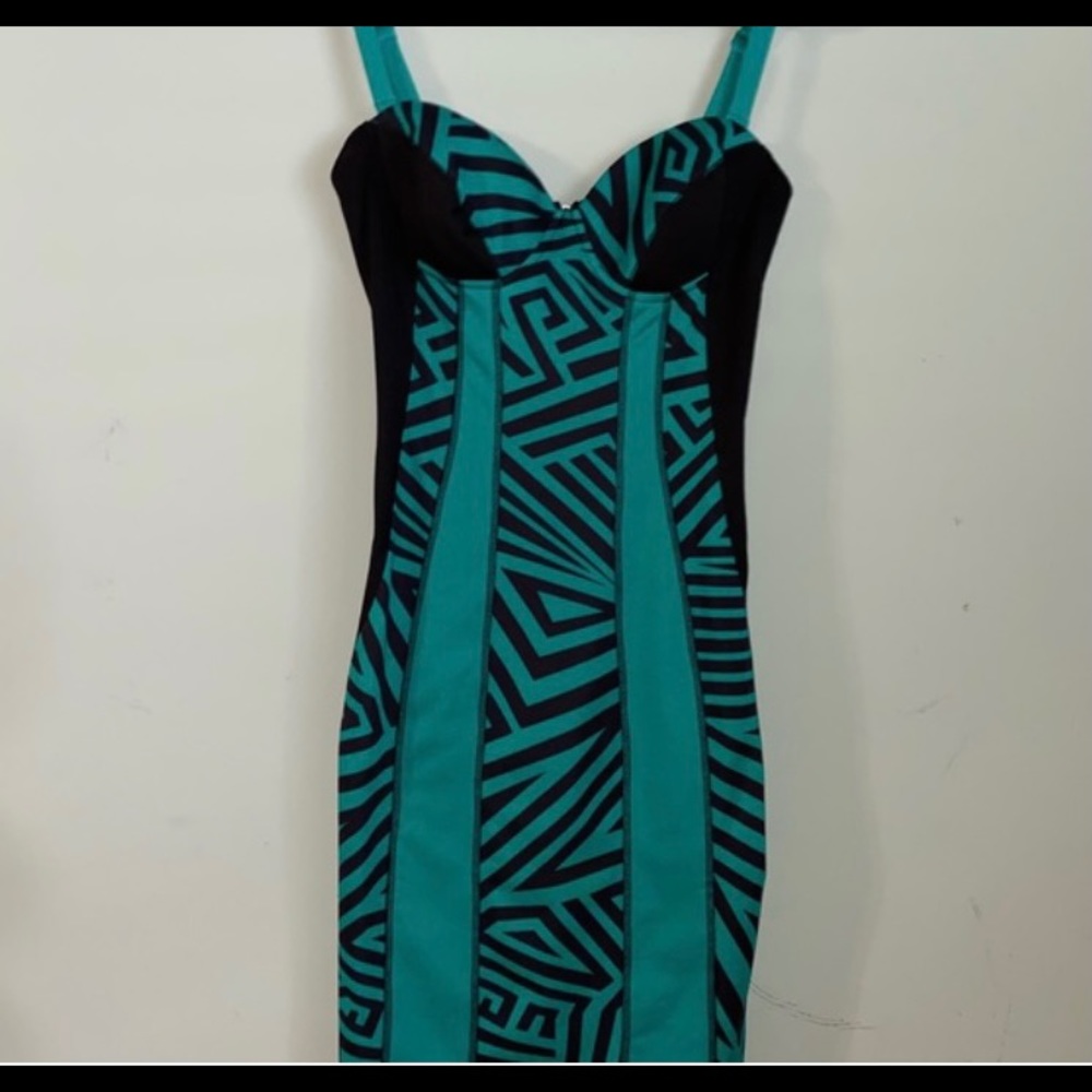 Kardashian kollection midi dress size XL